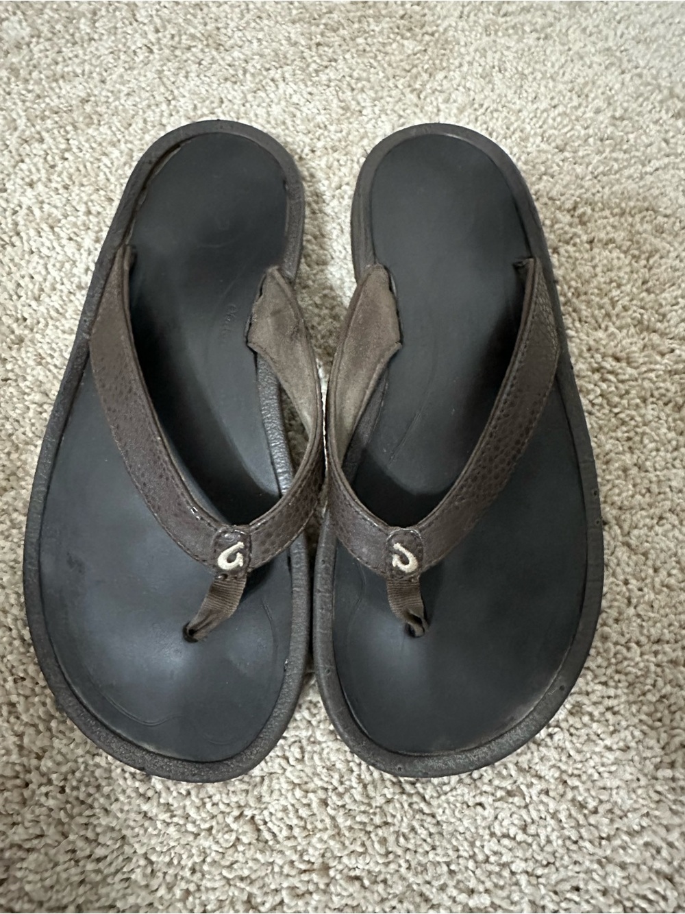 OluKai Brown Women’s Flip Flops